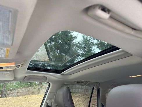 Used 2018 Lexus GX 460 Luxury w/ Preferred Accessory Package AWD/4WD image 19