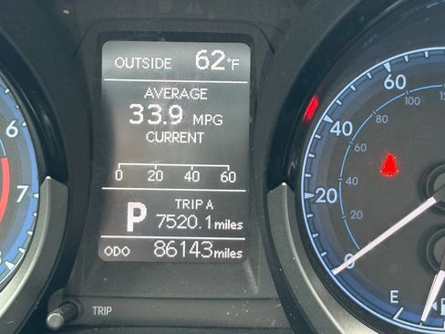Used 2014 Toyota Corolla S FWD image 20