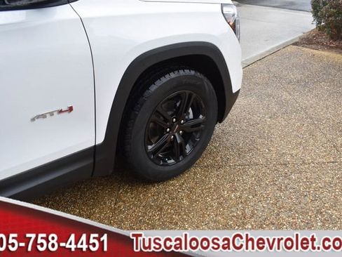 Used 2023 GMC Terrain AT4 w/ Tech Package image 13