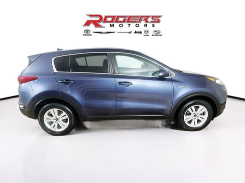 Used 2019 Kia Sportage LX image 8