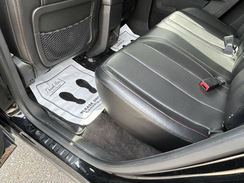 Used 2010 GMC Terrain SLT FWD image 9