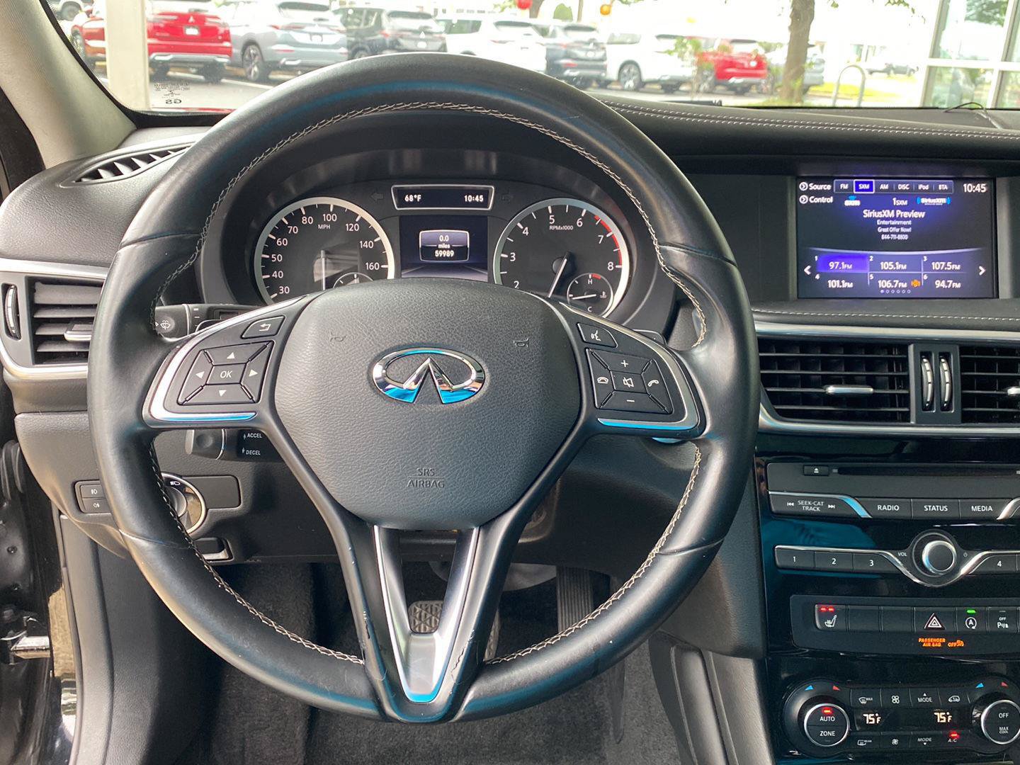 Used 2018 INFINITI QX30 Premium w/ Navigation Package AWD/4WD image 39