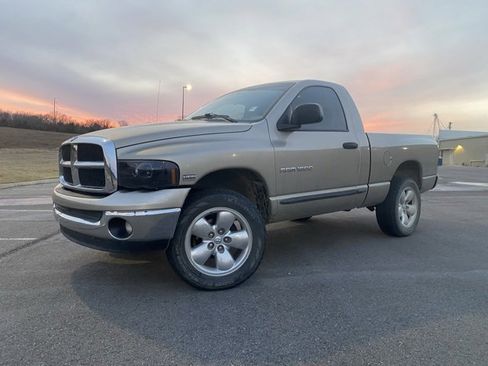 Used 2005 Dodge Ram 1500 Truck SLT w/ Trailer Tow Group image 1