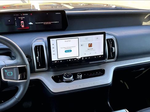 Used 2025 Ford Expedition Max Active image 7