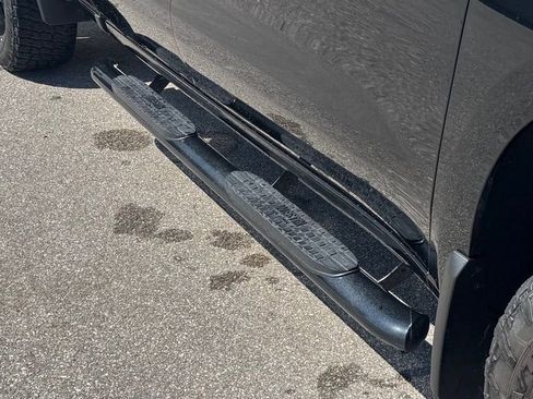 Used 2021 Chevrolet Silverado 1500 RST image 7