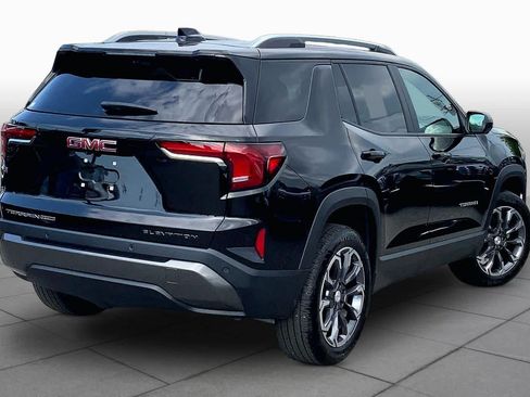 Used 2026 GMC Terrain Elevation w/ Elevation Premium Package AWD/4WD image 13