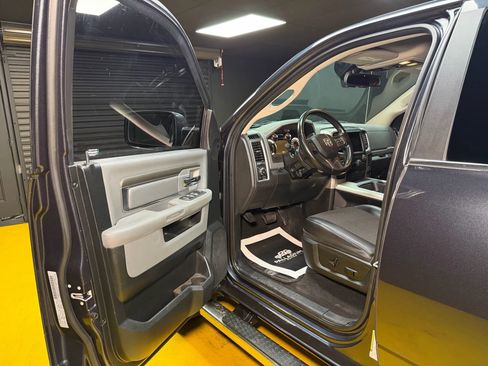 Used 2018 RAM 1500 Lone Star image 30