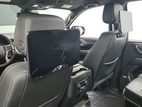 Used 2021 Chevrolet Tahoe LT w/ Rear Media and Nav Package AWD/4WD image 24