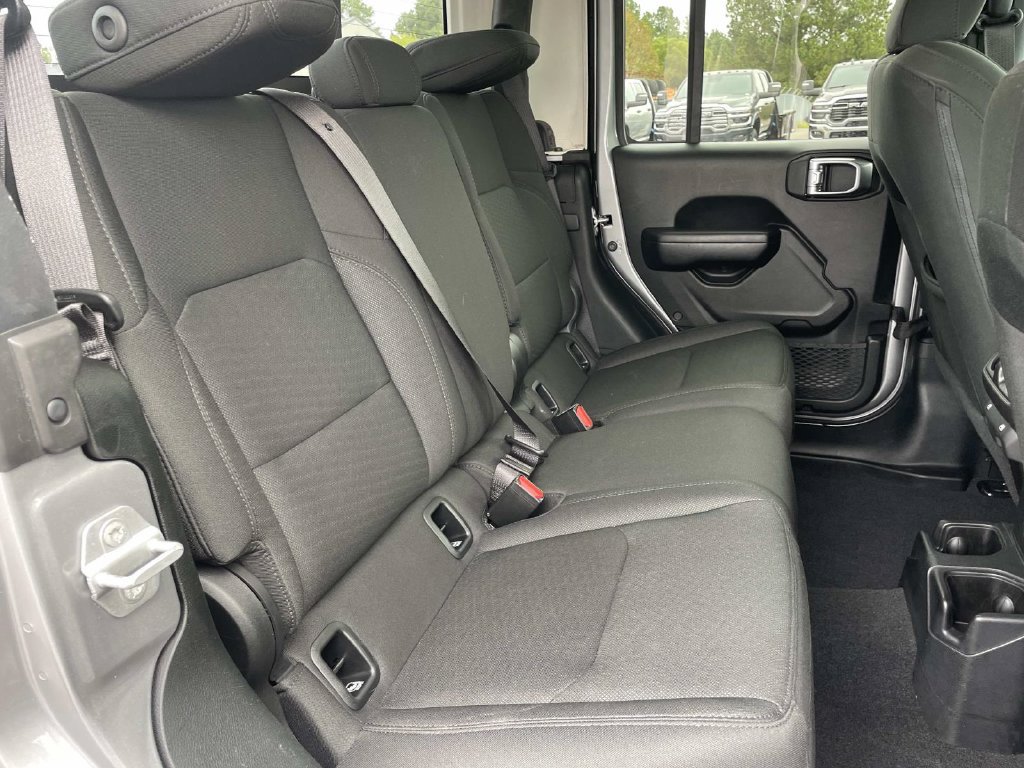 Used 2020 Jeep Gladiator Sport w/ Quick Order Package 24S AWD/4WD image 26