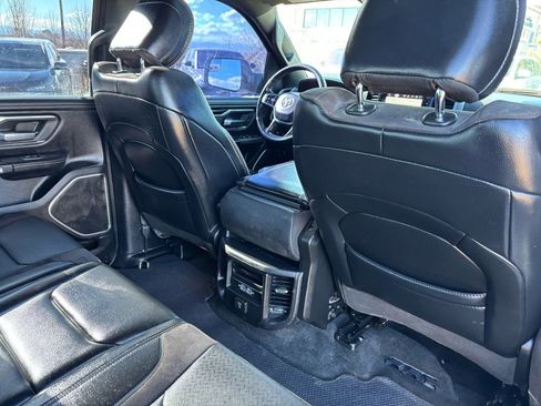 Used 2023 RAM 1500 Laramie image 22