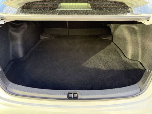 Used 2024 Toyota Corolla SE image 33