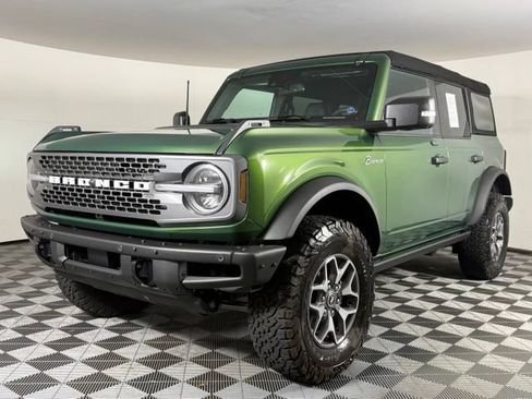 Used 2023 Ford Bronco Badlands AWD/4WD image 2