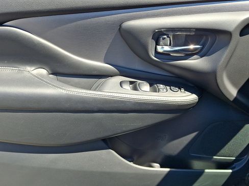 Certified 2024 Nissan Murano SV w/ SV Midnight Edition Package AWD/4WD image 16