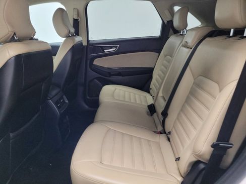 Used 2018 Ford Edge SEL w/ Equipment Group 201A FWD image 18