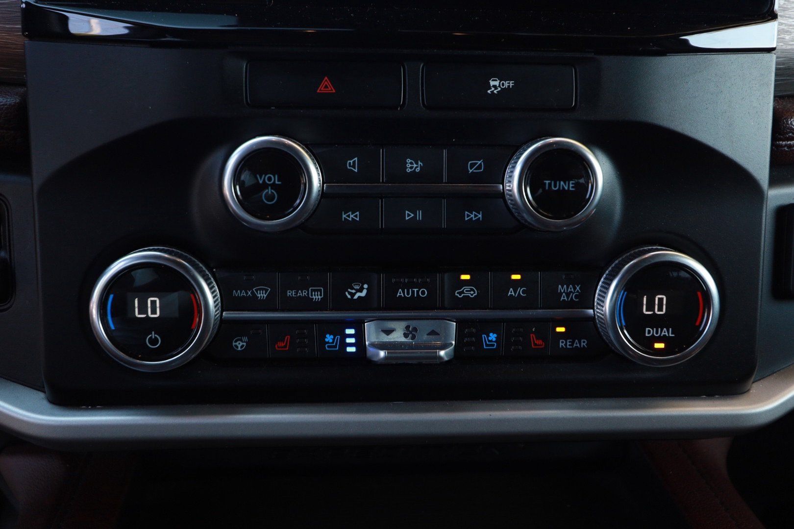 Used 2023 Ford Expedition Max Limited RWD image 15