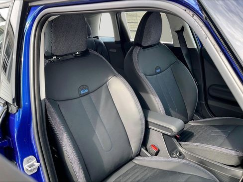 New 2026 MINI Cooper S image 11