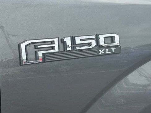 Used 2019 Ford F150 XLT w/ Equipment Group 302A Luxury AWD/4WD image 19