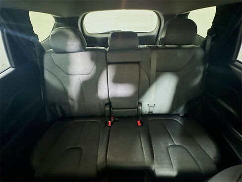 Used 2023 Hyundai Santa Fe SEL w/ Cargo Package image 13