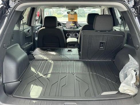 New 2025 Chevrolet Blazer LT w/ Midnight/Sport Edition image 10