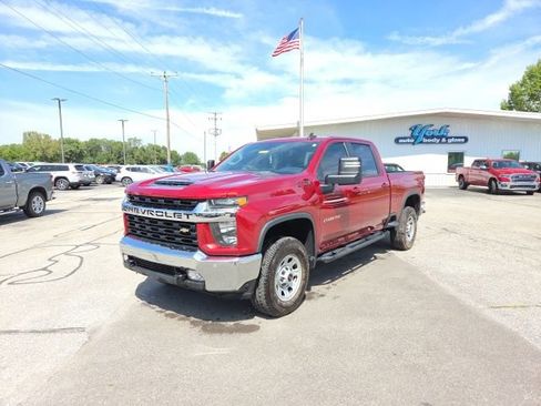 Used 2021 Chevrolet Silverado 2500 LT w/ All Star Edition AWD/4WD image 2