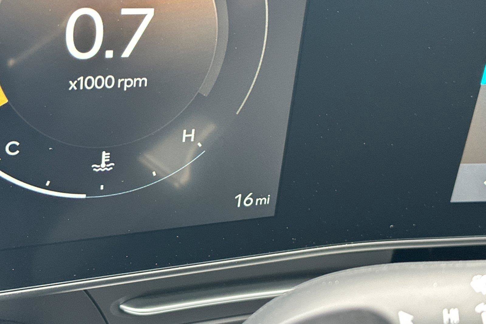New 2027 Hyundai Kona Limited FWD image 26
