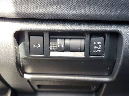 Used 2025 Subaru Forester Touring AWD/4WD image 21