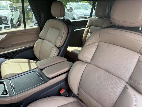 New 2026 Lincoln Navigator L Black Label image 27