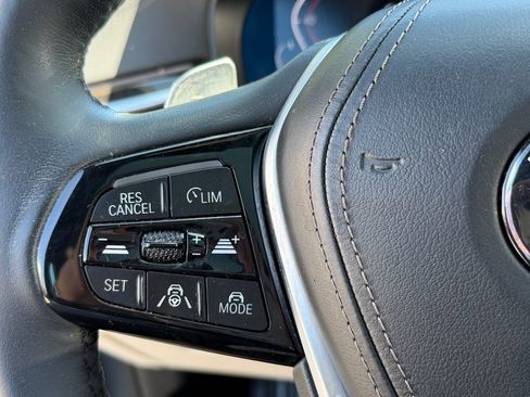 Used 2022 BMW 530i w/ Executive Package RWD image 25