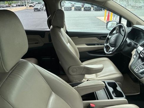 Used 2019 Honda Odyssey EX-L image 19