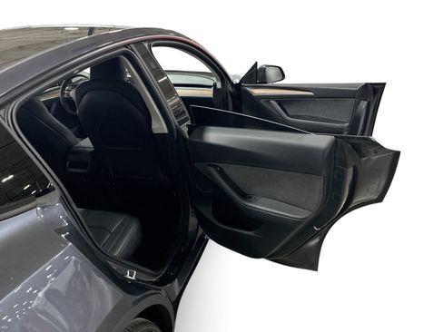 Certified 2023 Tesla Model Y Performance AWD/4WD image 12