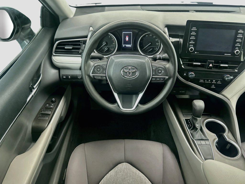 Used 2024 Toyota Camry LE FWD image 10