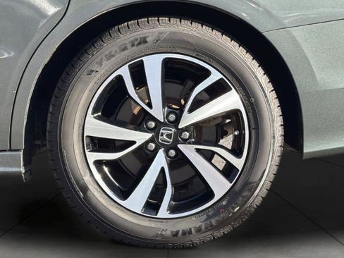 Used 2018 Honda Odyssey Elite image 11