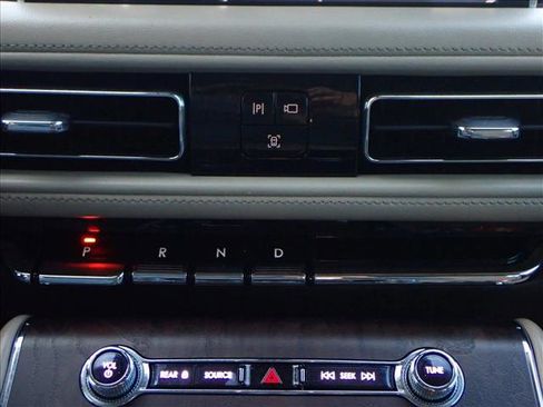 Used 2020 Lincoln Aviator Reserve w/ Elements Package Plus image 19