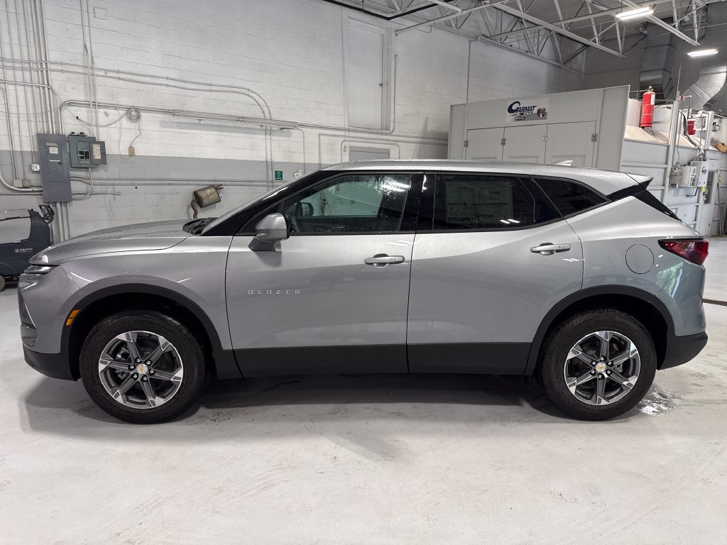 New 2026 Chevrolet Blazer LT FWD image 39