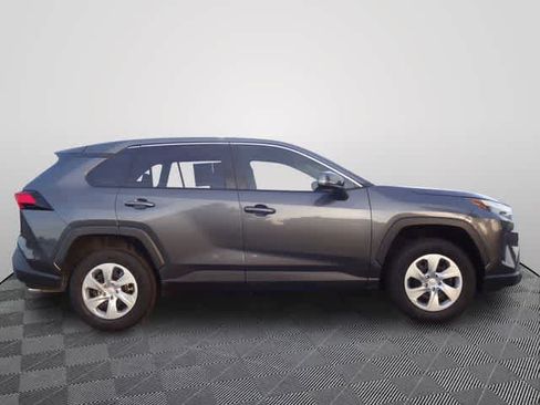 Used 2023 Toyota RAV4 LE FWD image 4
