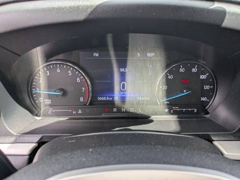 Used 2024 Ford Explorer XLT RWD image 24