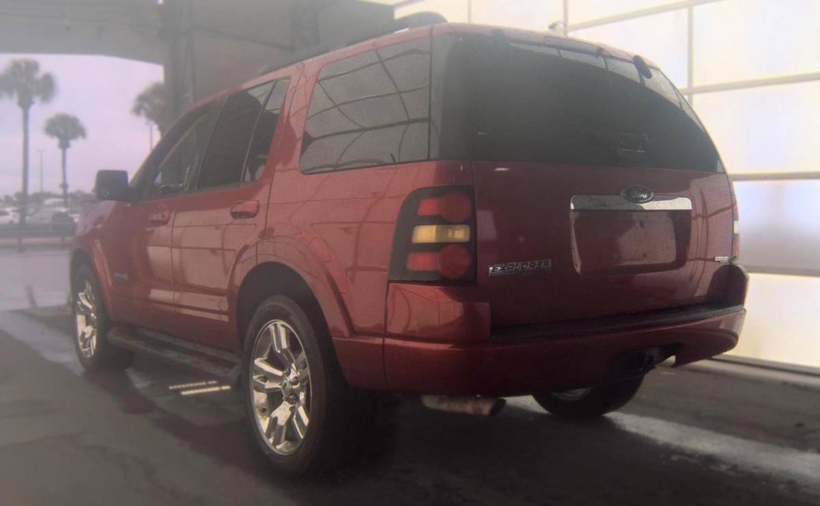 Used 2007 Ford Explorer XLT AWD/4WD image 5