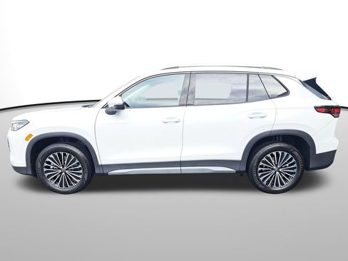 New 2025 Volkswagen Tiguan S image 9
