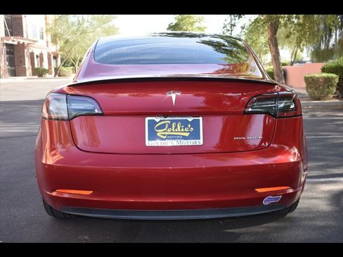 Used 2018 Tesla Model 3 Long Range AWD/4WD image 9