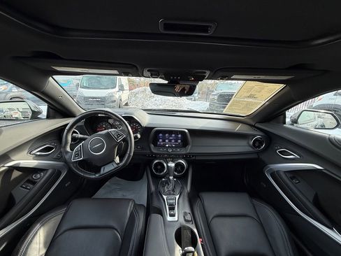 Used 2023 Chevrolet Camaro LT image 16