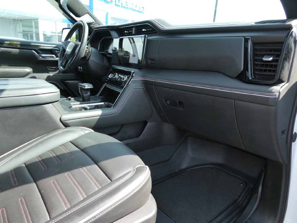 Used 2024 GMC Sierra 1500 AT4X AWD/4WD image 14