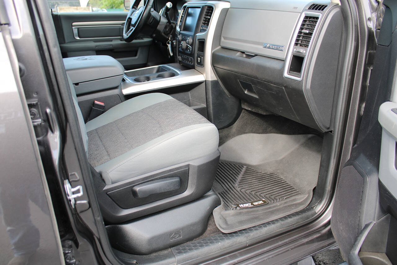Used 2017 RAM 2500 Big Horn AWD/4WD image 46