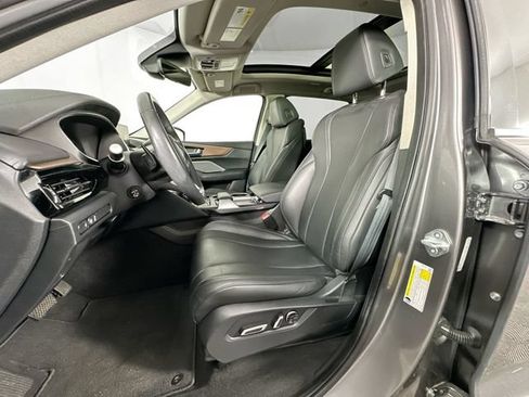 Used 2022 Acura MDX SH-AWD image 4