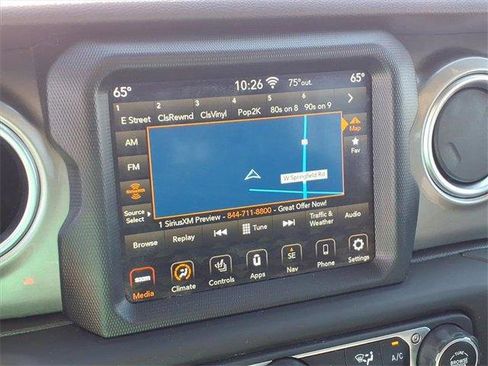 Used 2020 Jeep Gladiator Overland image 12