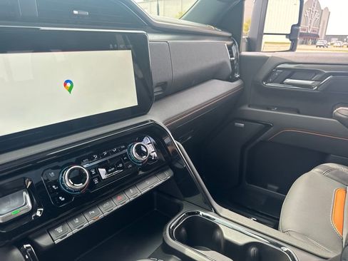 New 2026 GMC Sierra 2500 AT4 image 21