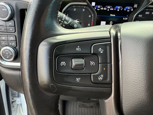 Used 2020 GMC Sierra 2500 AT4 w/ AT4 Premium Package image 25