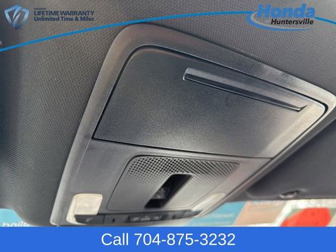 Used 2025 Honda CR-V Sport image 28