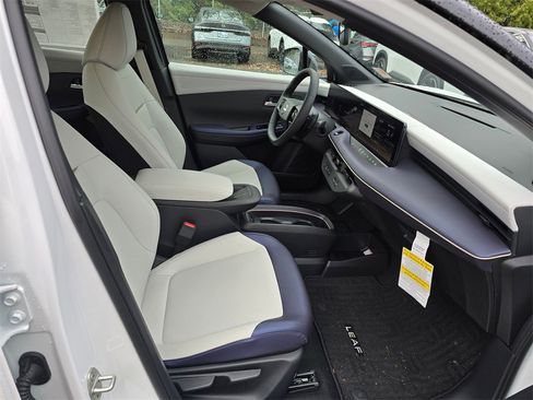 New 2026 Nissan Leaf SV+ w/ Floor Mat Package (SV+) image 11