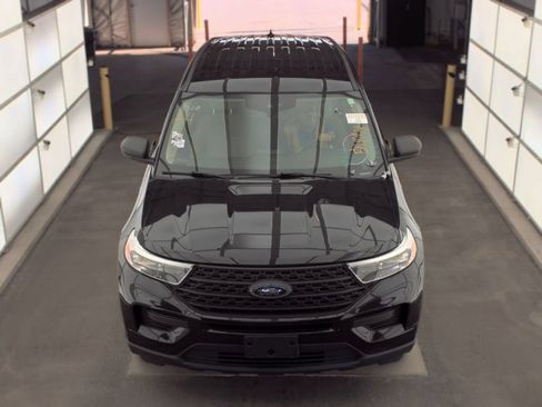 Used 2023 Ford Explorer 4WD image 5