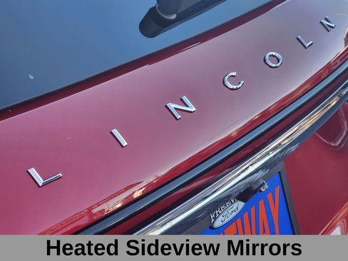 Used 2024 Lincoln Corsair AWD w/ Equipment Group 101A image 17